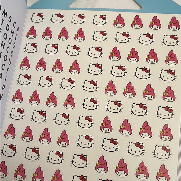 SALE! Hello Kitty Accessories bundle - Picture 14 of 16